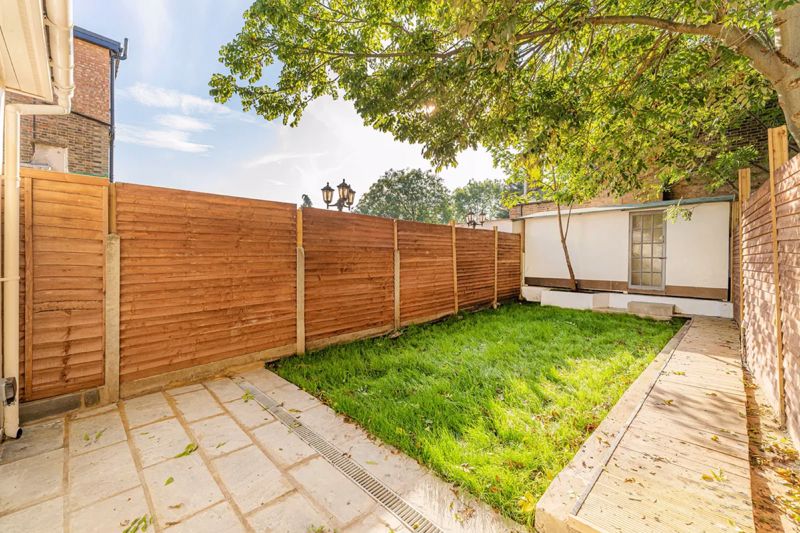 Photo 13- click for photo gallery